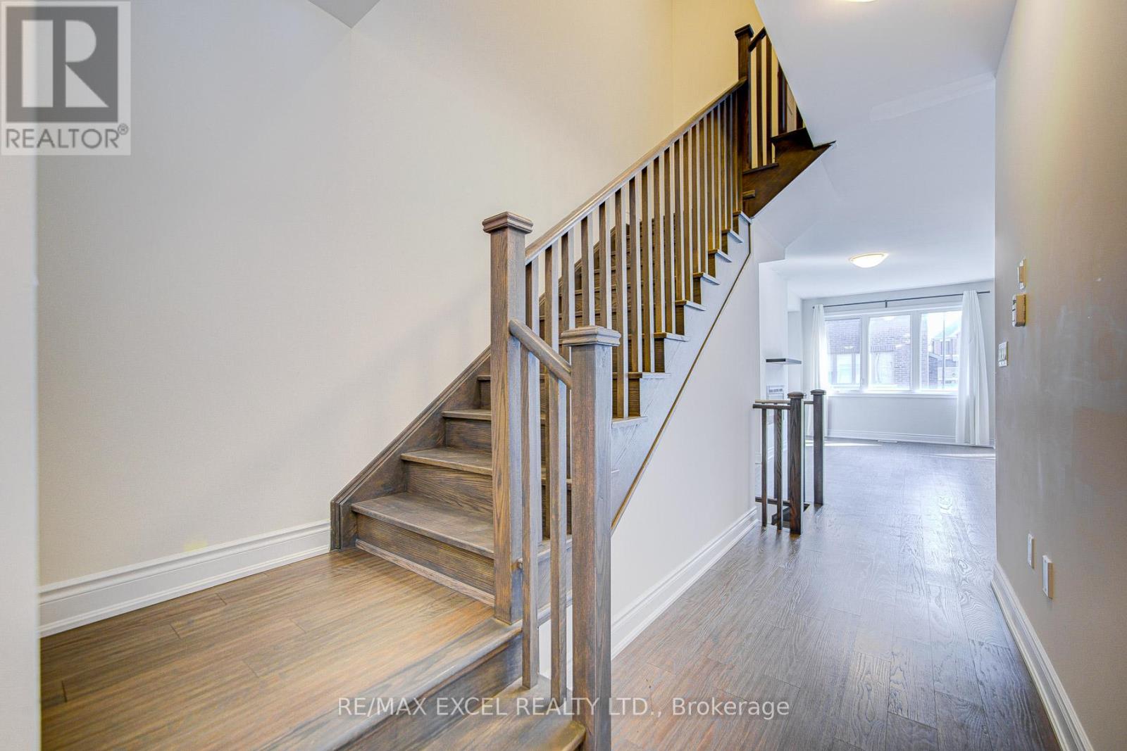 31 Mallery Street, Richmond Hill, Ontario  L4S 0H7 - Photo 6 - N12877564