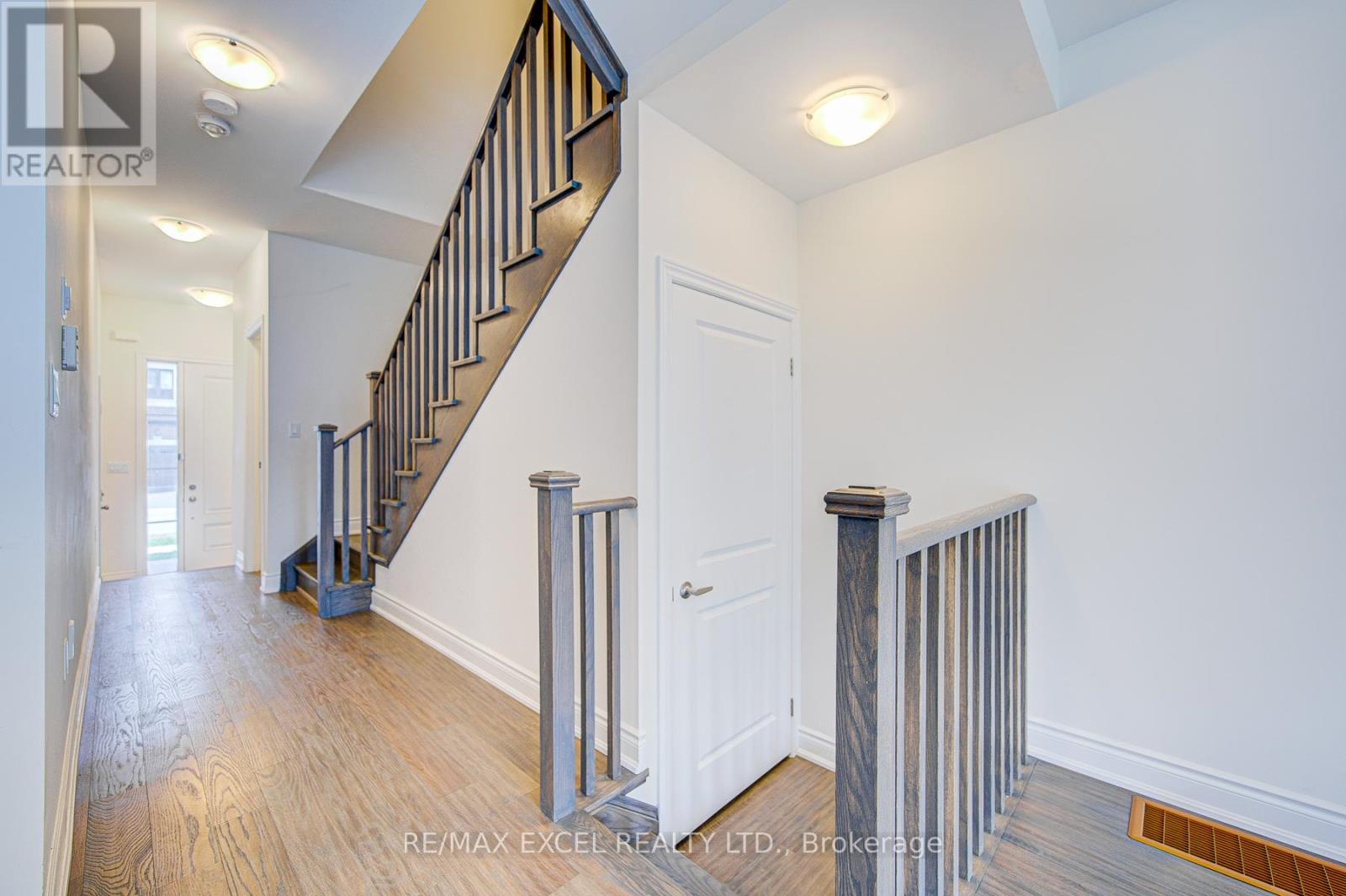 31 Mallery Street, Richmond Hill, Ontario  L4S 0H7 - Photo 7 - N12877564