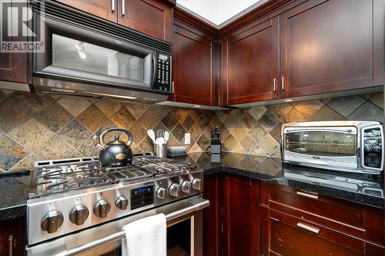 425 10 Renaissance Square, New Westminster, British Columbia  V3M 7B1 - Photo 5 - R3098588