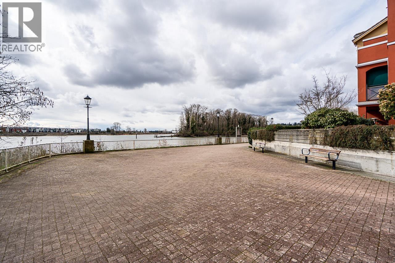 425 10 Renaissance Square, New Westminster, British Columbia  V3M 7B1 - Photo 36 - R3098588