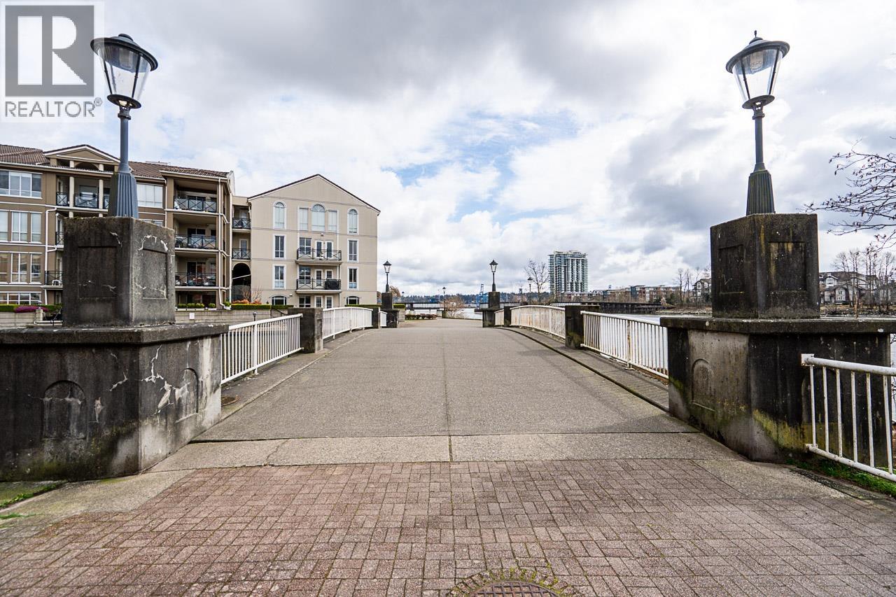 425 10 Renaissance Square, New Westminster, British Columbia  V3M 7B1 - Photo 35 - R3098588