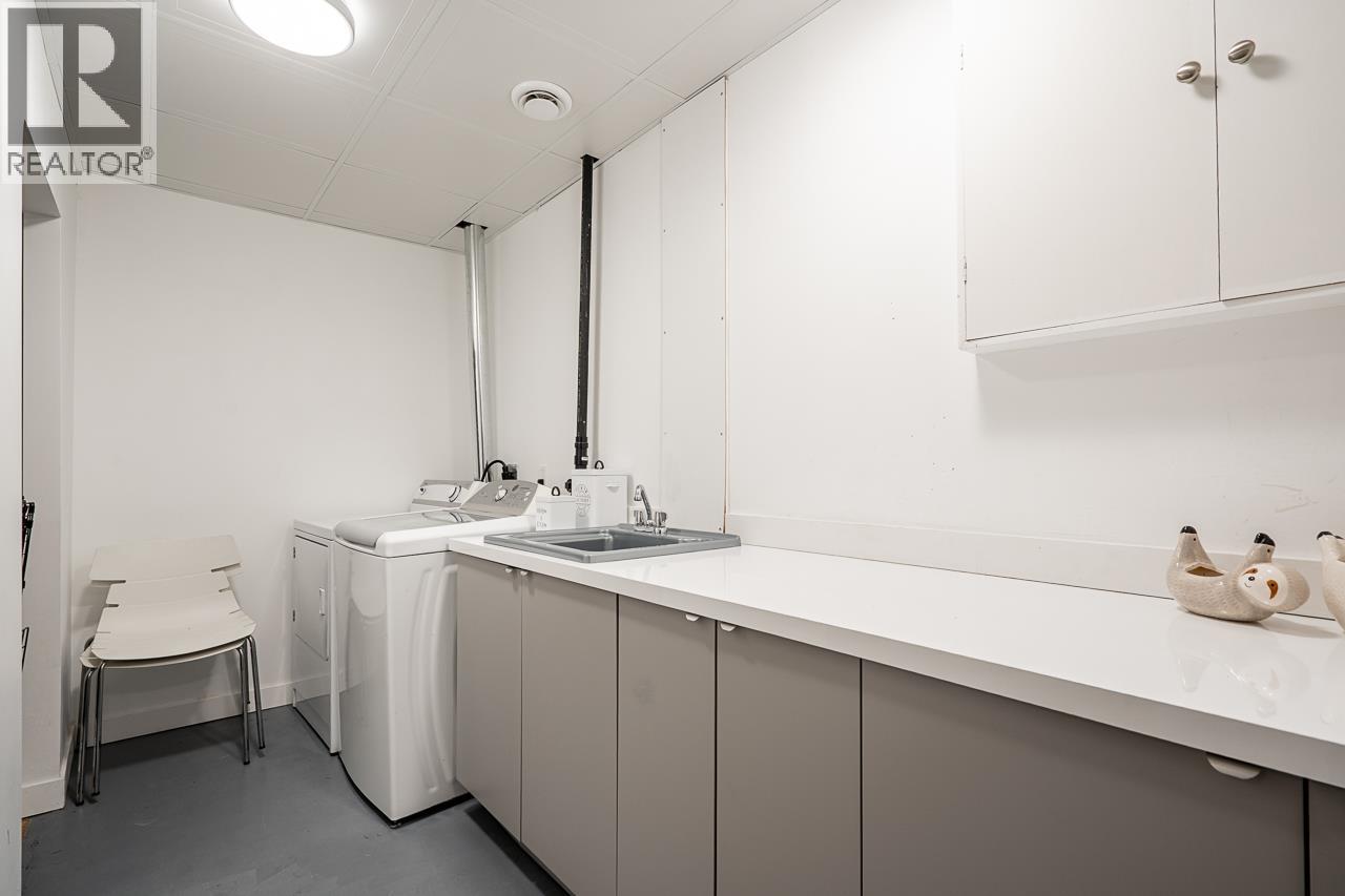 2076 Purcell Way, North Vancouver, British Columbia  V7J 3K3 - Photo 26 - R3099225