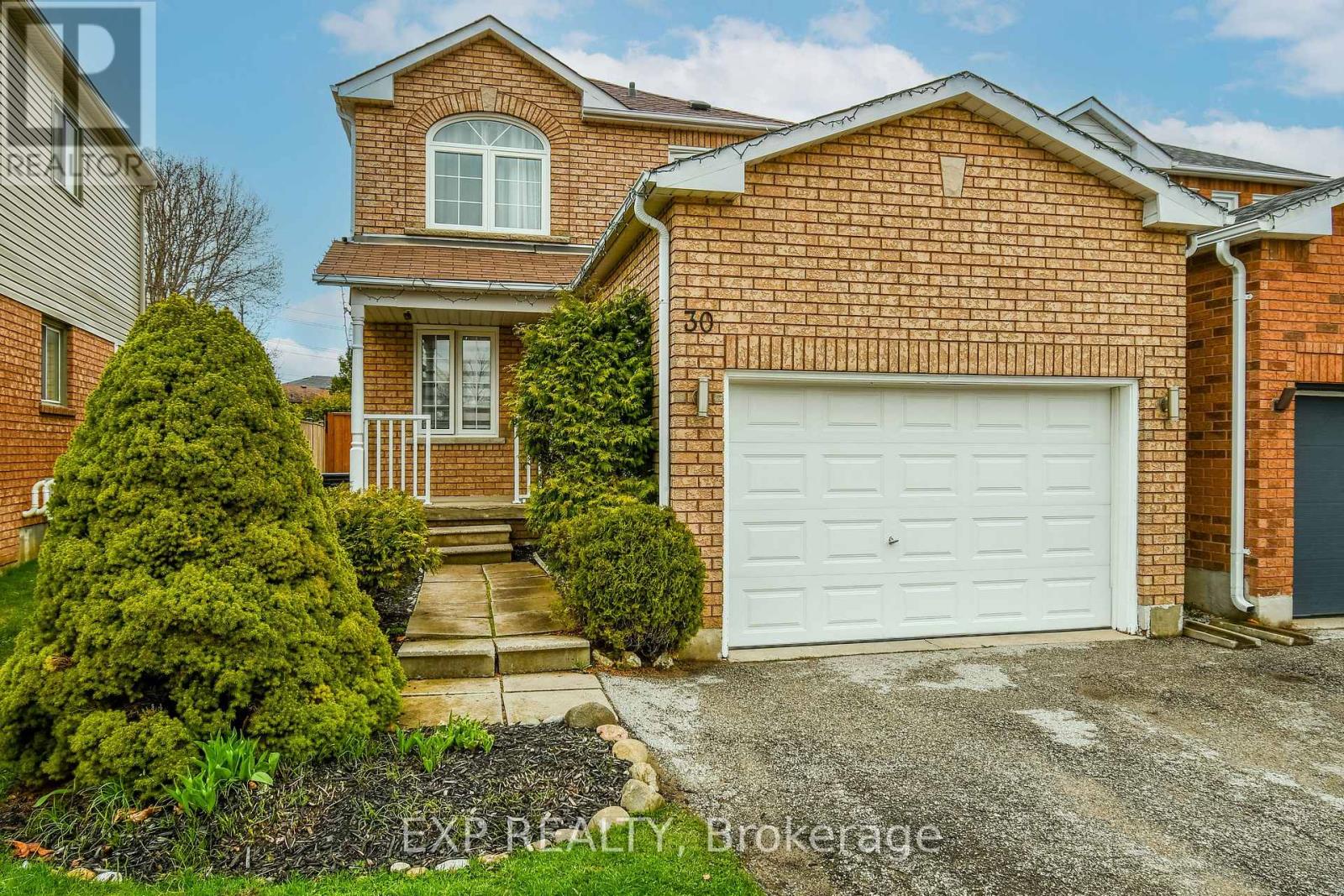 30 AIKENS CRESCENT, barrie (holly), Ontario