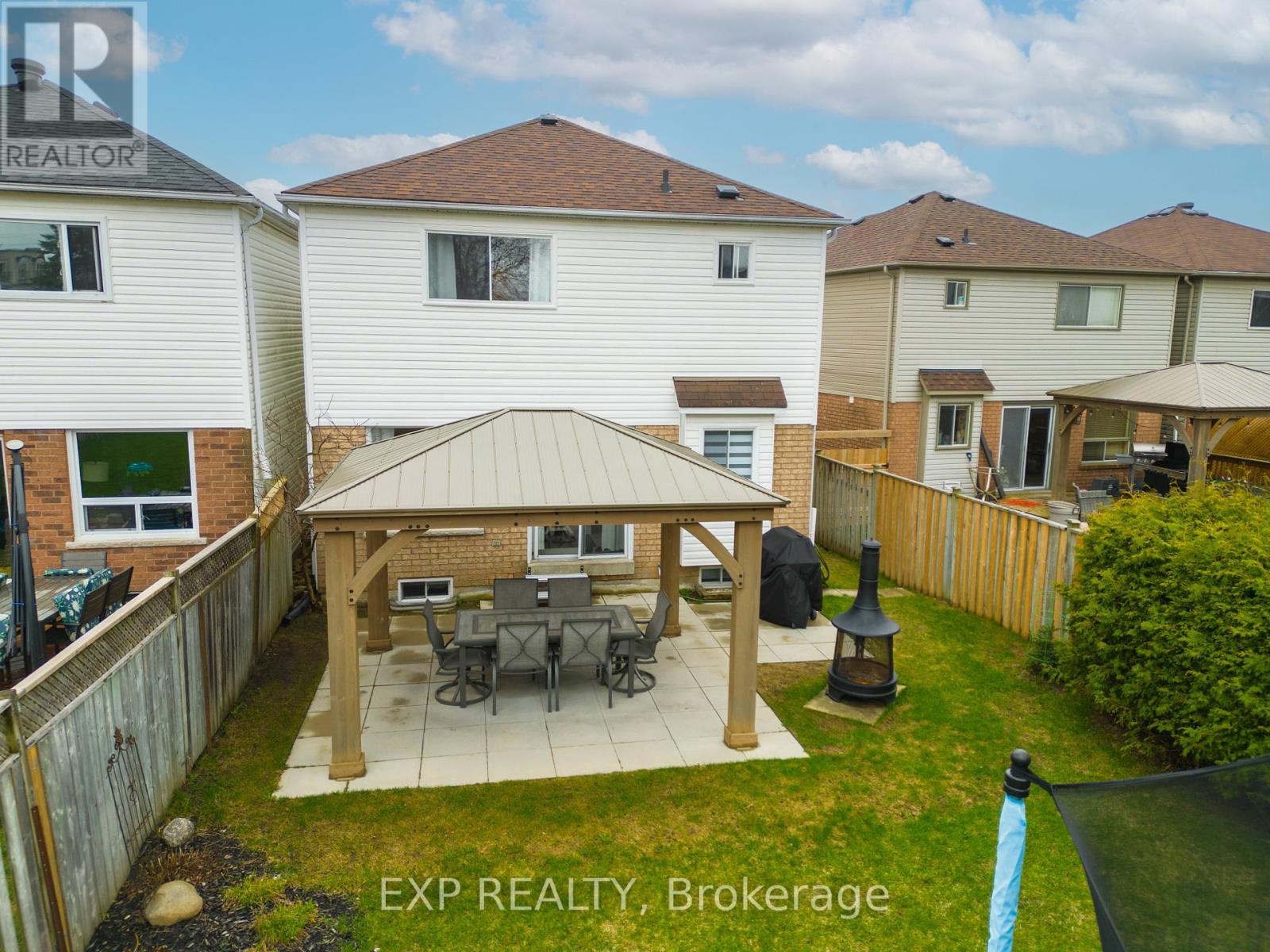 30 Aikens Crescent, Barrie, Ontario  L4N 8M6 - Photo 2 - S12877532