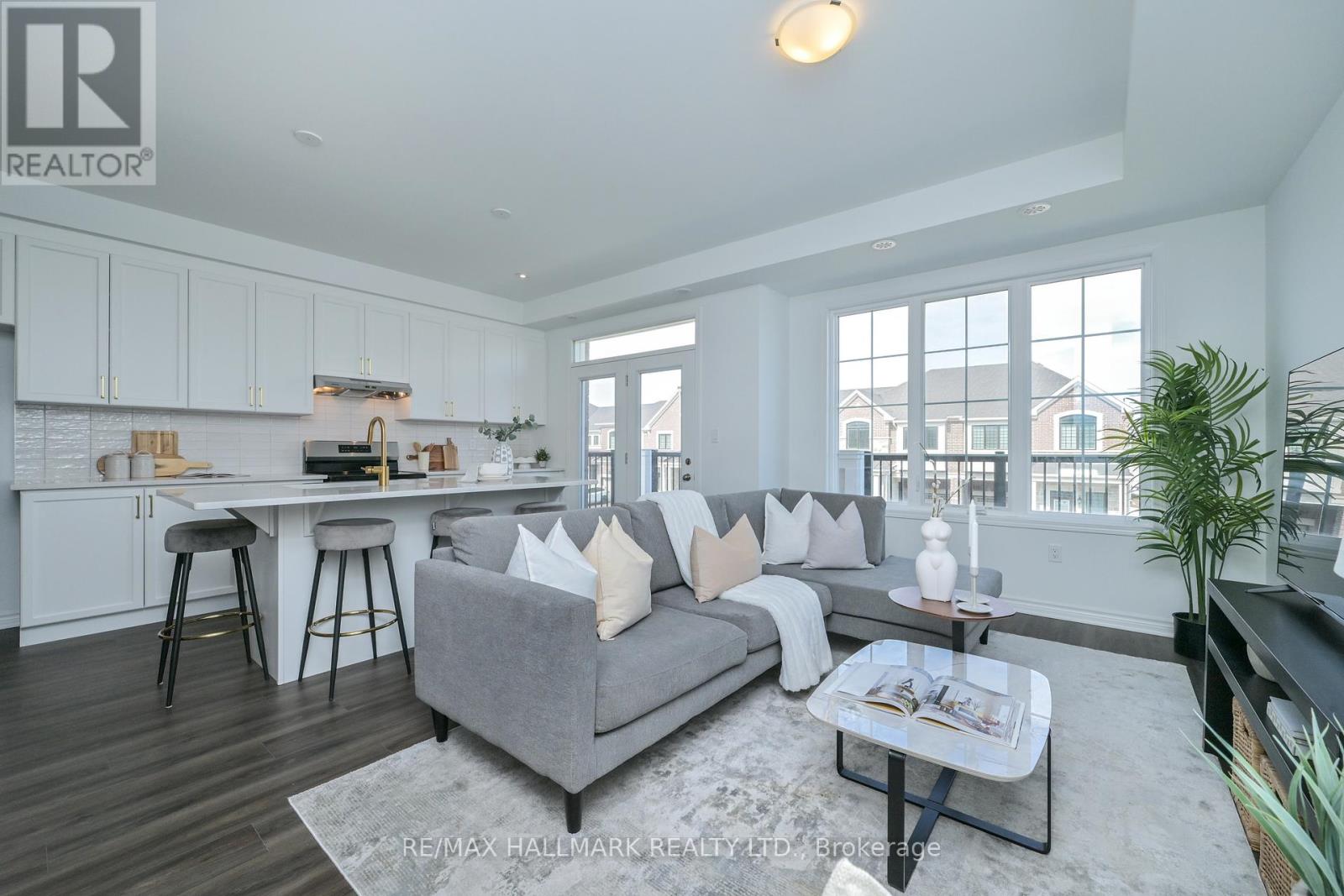 116 Ennerdale Street, Barrie, Ontario  L9J 1A5 - Photo 12 - S12877626