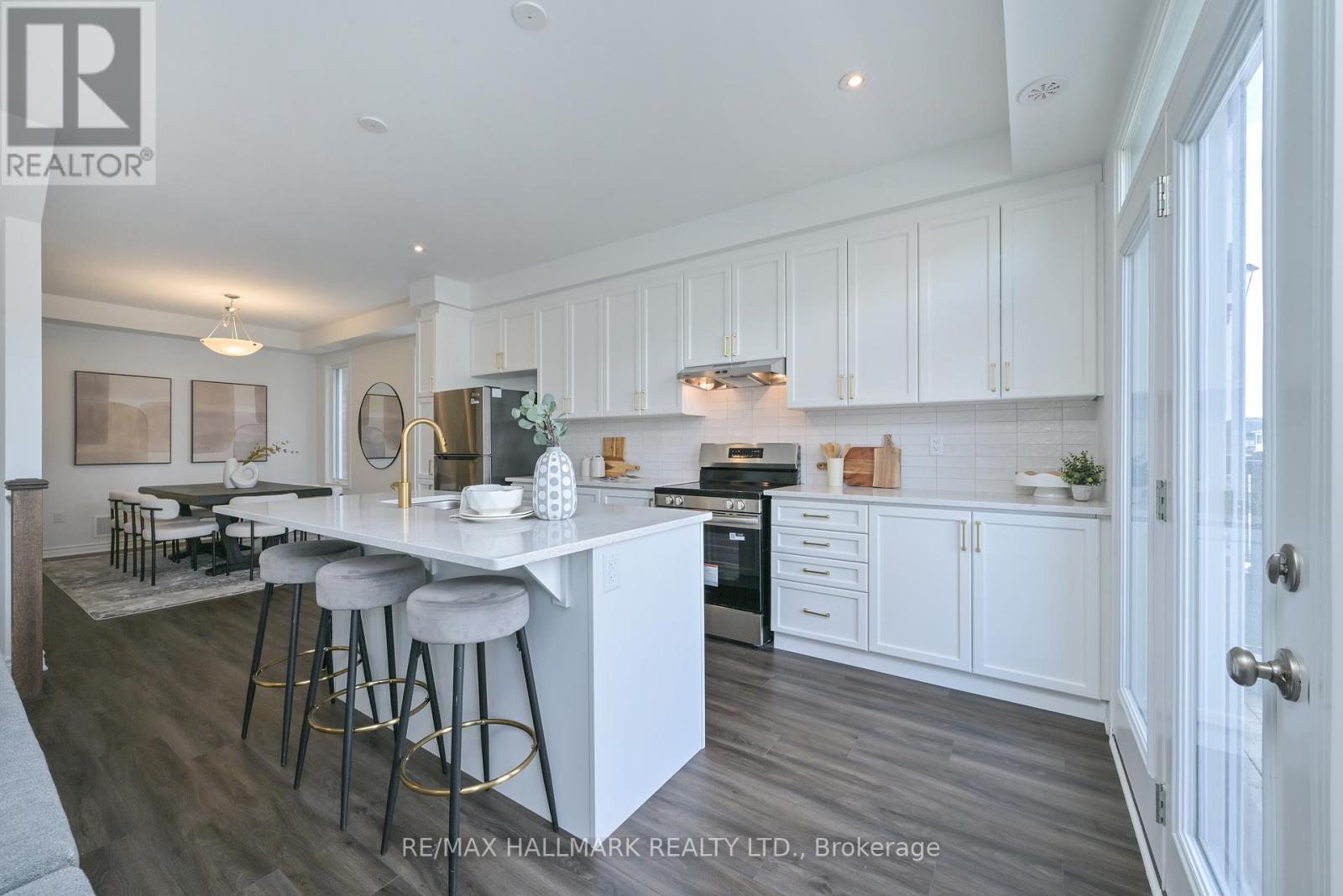 116 Ennerdale Street, Barrie, Ontario  L9J 1A5 - Photo 14 - S12877626