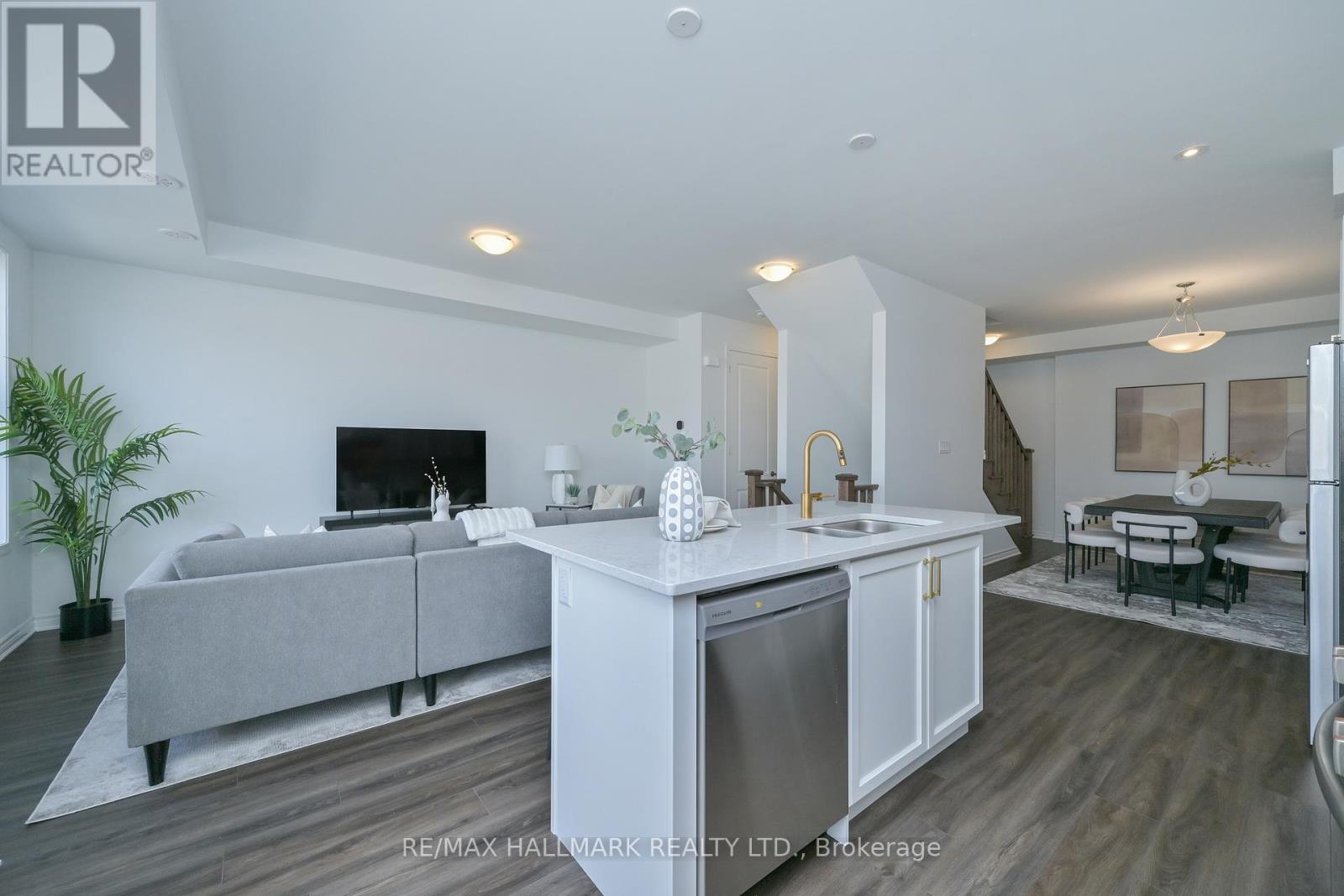 116 Ennerdale Street, Barrie, Ontario  L9J 1A5 - Photo 18 - S12877626