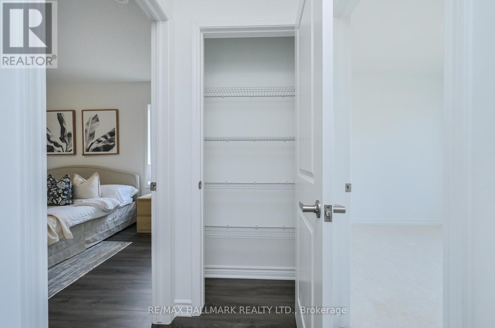 116 Ennerdale Street, Barrie, Ontario  L9J 1A5 - Photo 30 - S12877626