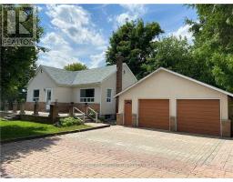 235 LAKESHORE ROAD W, Oakville, Ontario