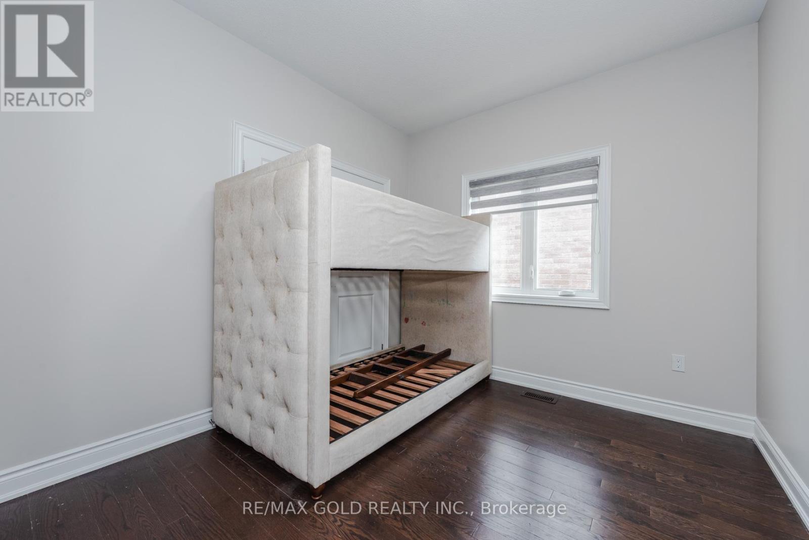 26 Ixworth Circle, Brampton (Bram West), Ontario  L6Y 6J8 - Photo 39 - W12877576