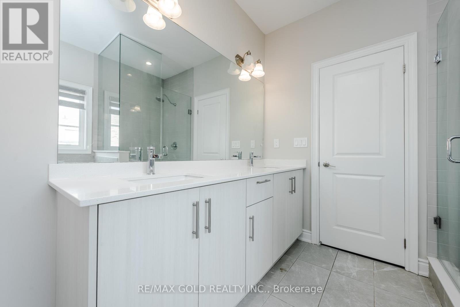 26 Ixworth Circle, Brampton (Bram West), Ontario  L6Y 6J8 - Photo 47 - W12877576