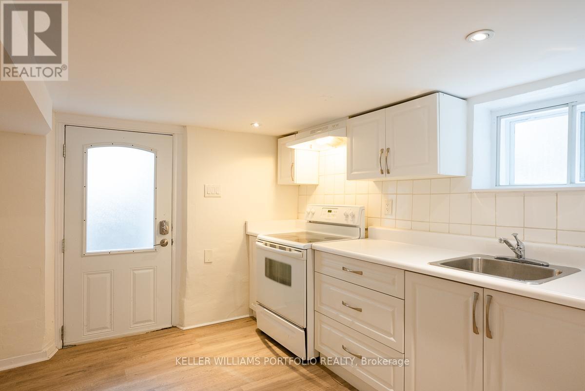 Lower - 821 Gladstone Avenue, Toronto, Ontario  M6H 3J7 - Photo 1 - W12877598