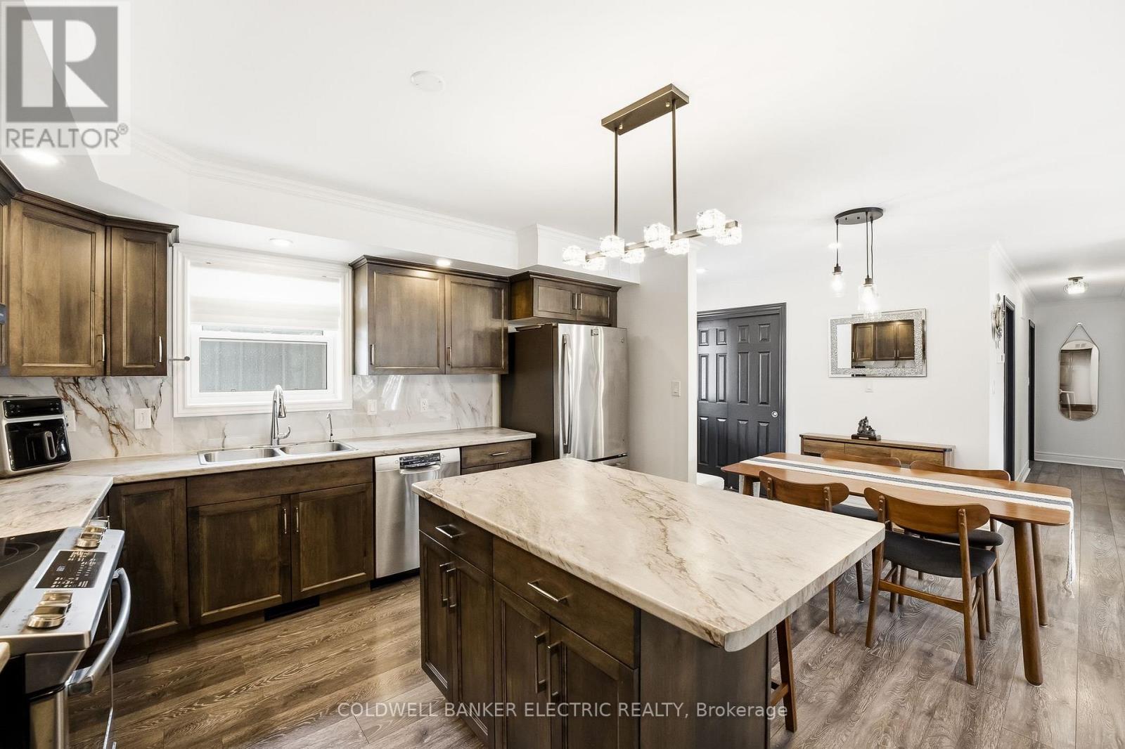 1211 Gelert Road, Minden Hills, Ontario  K0M 2K0 - Photo 12 - X12877548