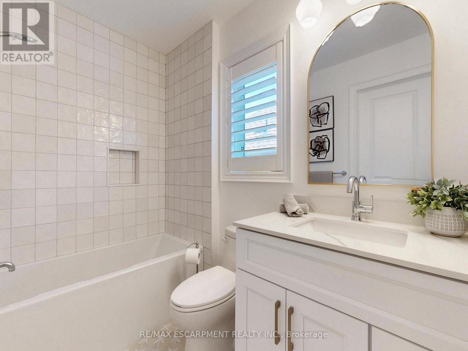 3340 Mistwell Crescent, Oakville, Ontario  L6L 0A3 - Photo 30 - W12872640