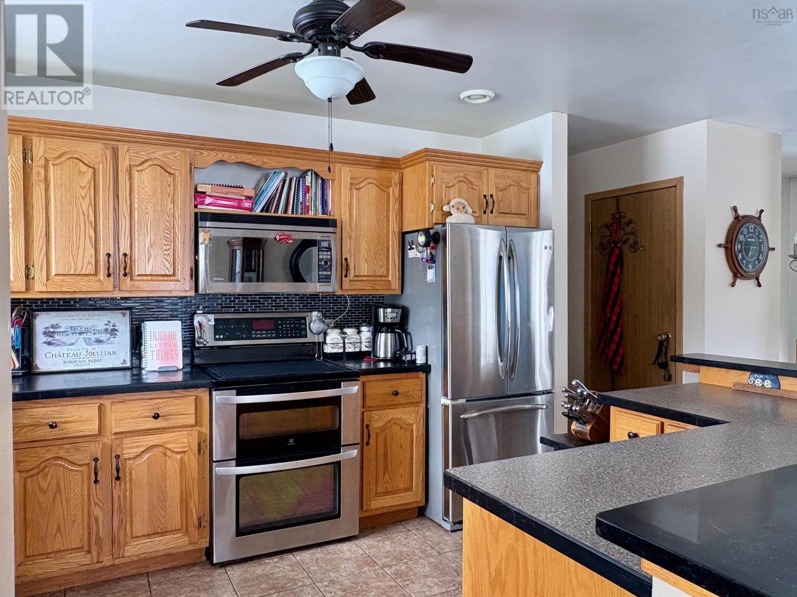 30 Janes Lane, Upper Wedgeport, Nova Scotia  B0W 3M0 - Photo 7 - 202604472