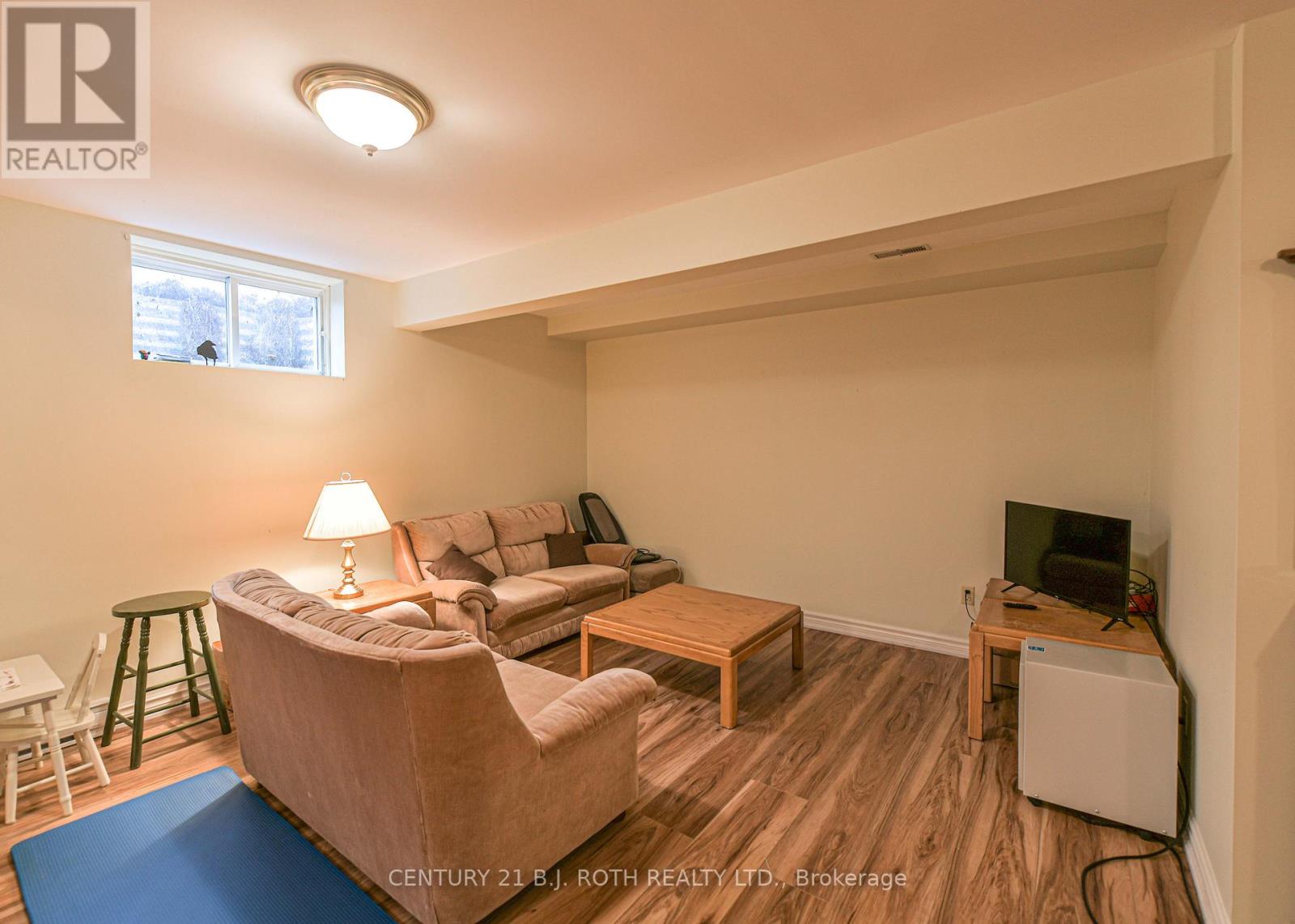 698 Broadview Avenue, Orillia, Ontario  L3V 6P3 - Photo 35 - S12876780