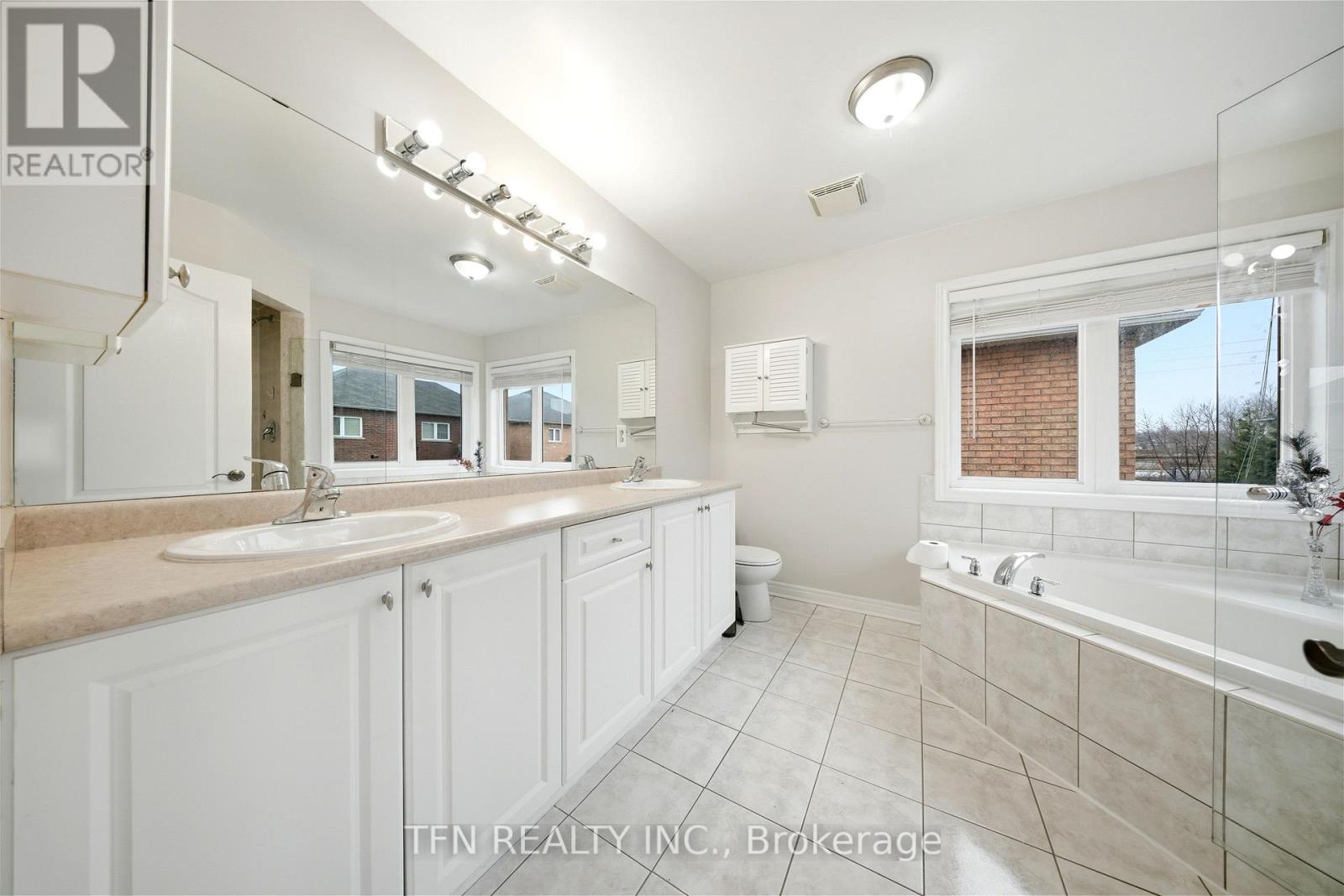 12 Whitepoppy Drive N, Brampton, Ontario  L7A 0L8 - Photo 34 - W12843380