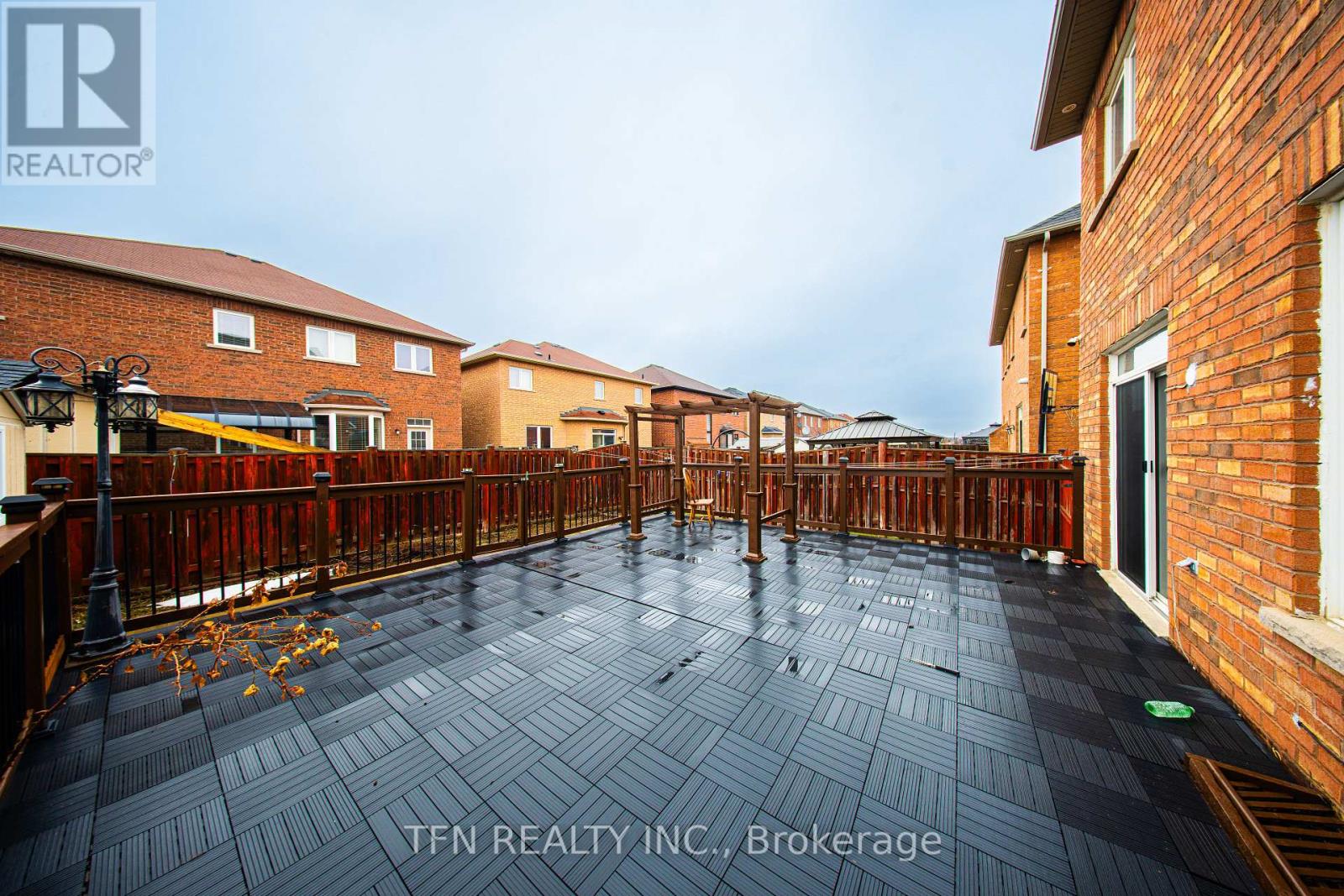 12 Whitepoppy Drive N, Brampton, Ontario  L7A 0L8 - Photo 38 - W12843380