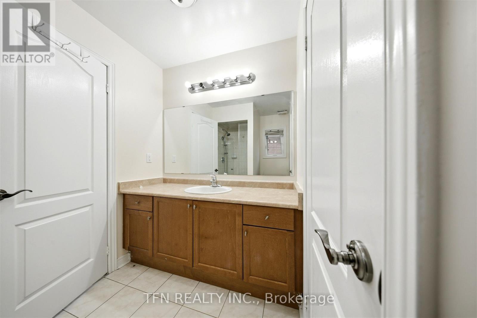 12 Whitepoppy Drive N, Brampton, Ontario  L7A 0L8 - Photo 27 - W12843380