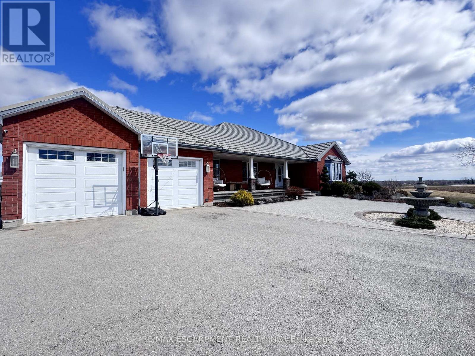 3810 River Road, Haldimand, Ontario  N3W 2K7 - Photo 2 - X12876988