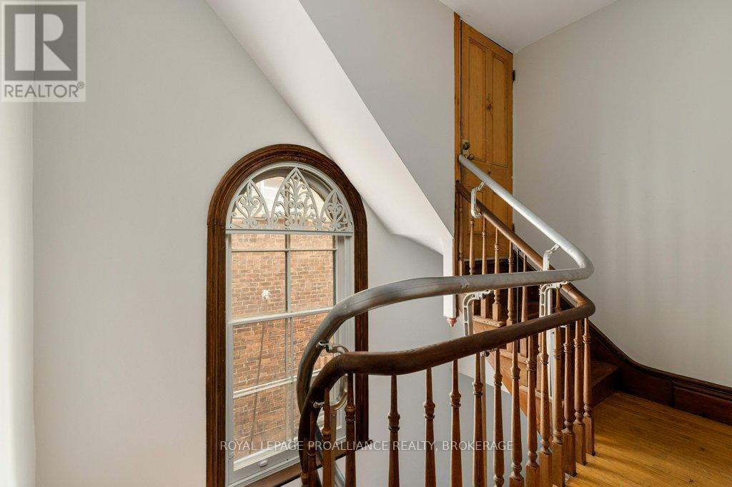 130 King Street E, Kingston (Central City East), Ontario  K7L 3A1 - Photo 17 - X12877846