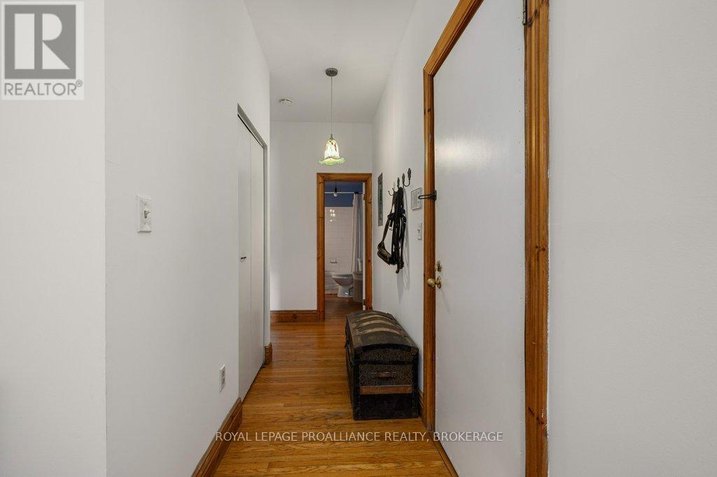 130 King Street E, Kingston (Central City East), Ontario  K7L 3A1 - Photo 18 - X12877846