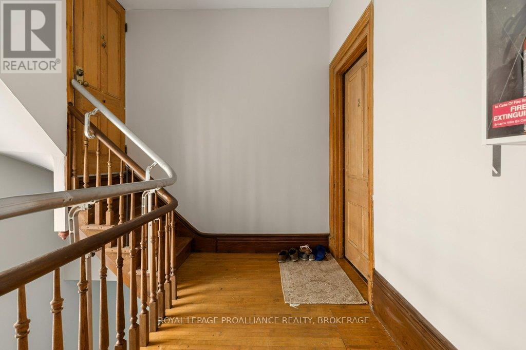 130 King Street E, Kingston (Central City East), Ontario  K7L 3A1 - Photo 33 - X12877846