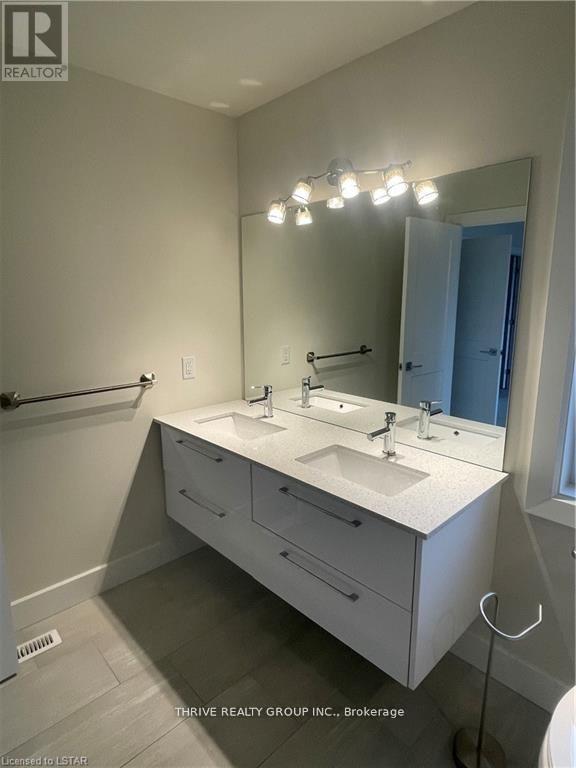 1603 Bob Schram Way, London North, Ontario  N6G 3K2 - Photo 12 - X12877746