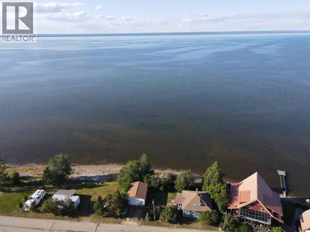 75 Peace River Avenue, Joussard, Alberta  T0G 1J0 - Photo 41 - A2223826