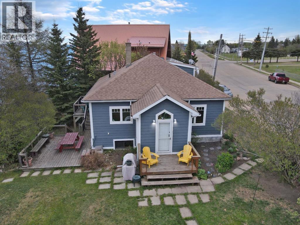 75 Peace River Avenue, Joussard, Alberta