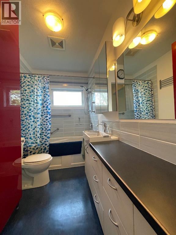 75 Peace River Avenue, Joussard, Alberta  T0G 1J0 - Photo 11 - A2223826