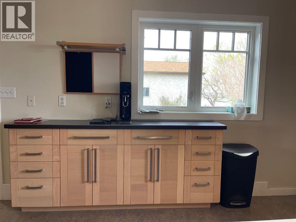 75 Peace River Avenue, Joussard, Alberta  T0G 1J0 - Photo 8 - A2223826