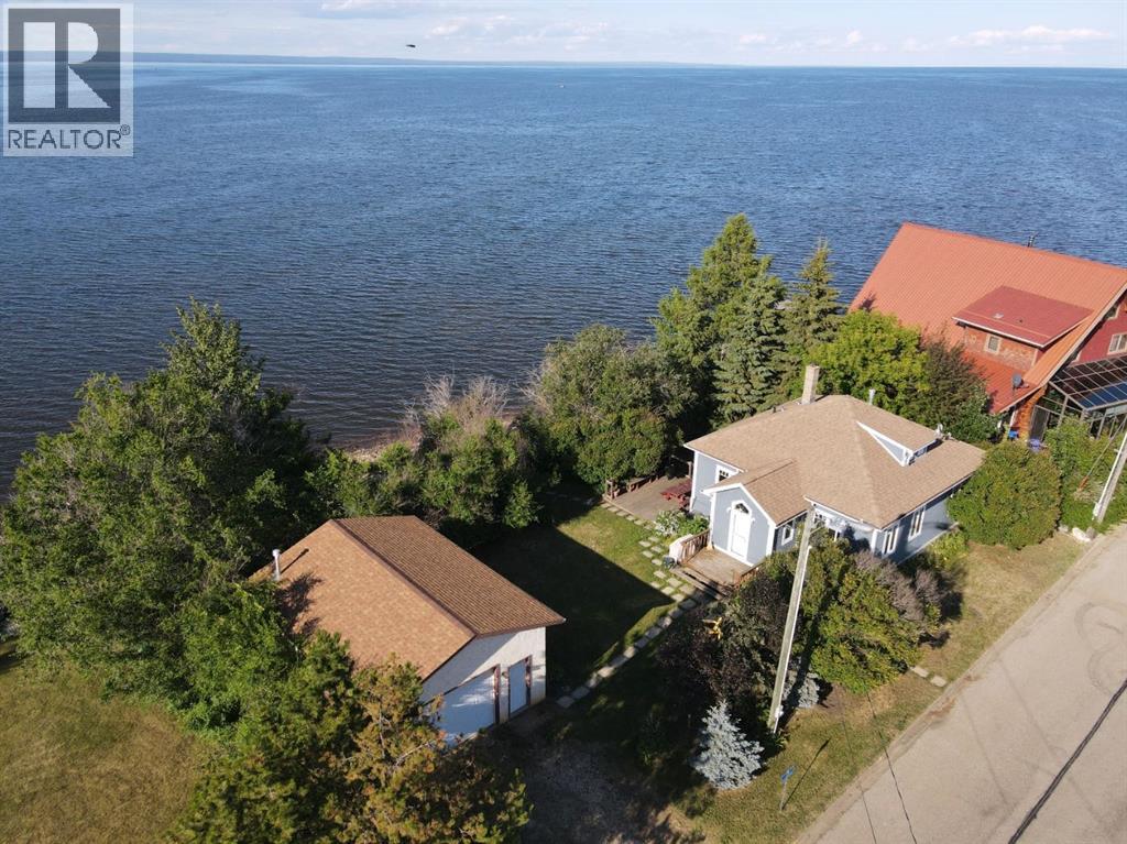 75 Peace River Avenue, Joussard, Alberta  T0G 1J0 - Photo 37 - A2223826