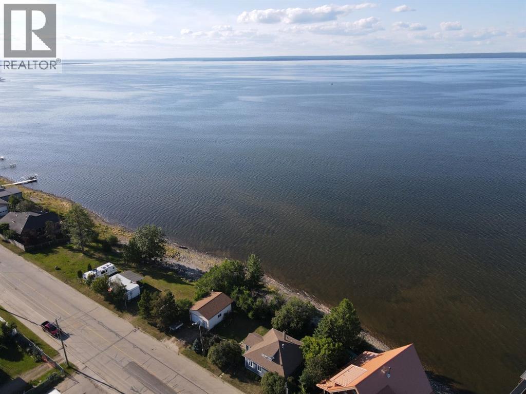 75 Peace River Avenue, Joussard, Alberta  T0G 1J0 - Photo 43 - A2223826