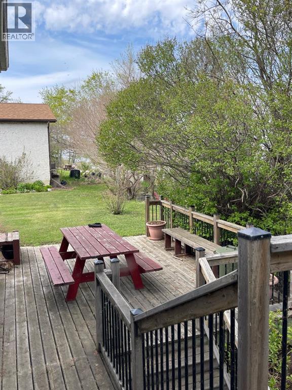 75 Peace River Avenue, Joussard, Alberta  T0G 1J0 - Photo 18 - A2223826