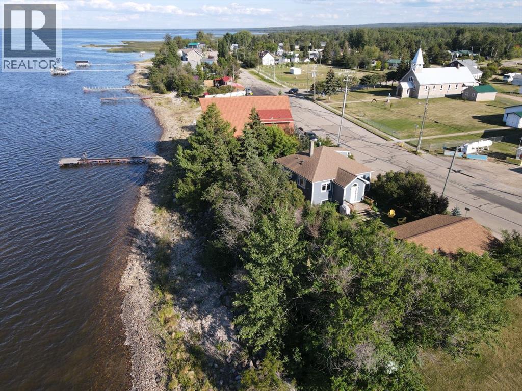 75 Peace River Avenue, Joussard, Alberta  T0G 1J0 - Photo 39 - A2223826