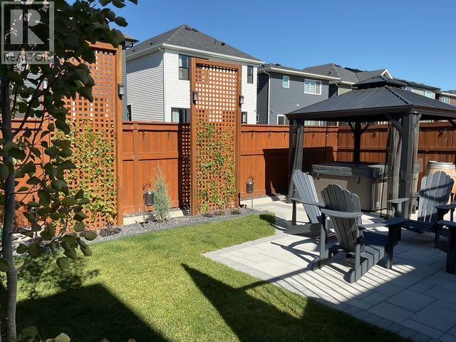 196 Emberside Hollow, Cochrane, Alberta  T4C 2A3 - Photo 14 - A2275681