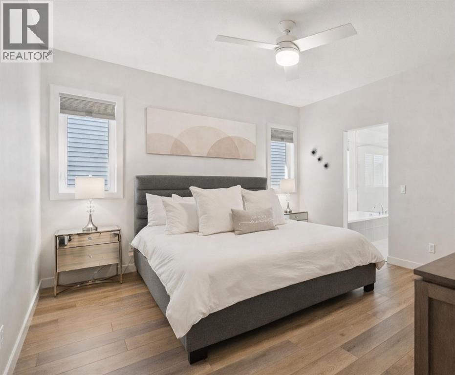 196 Emberside Hollow, Cochrane, Alberta  T4C 2A3 - Photo 4 - A2275681