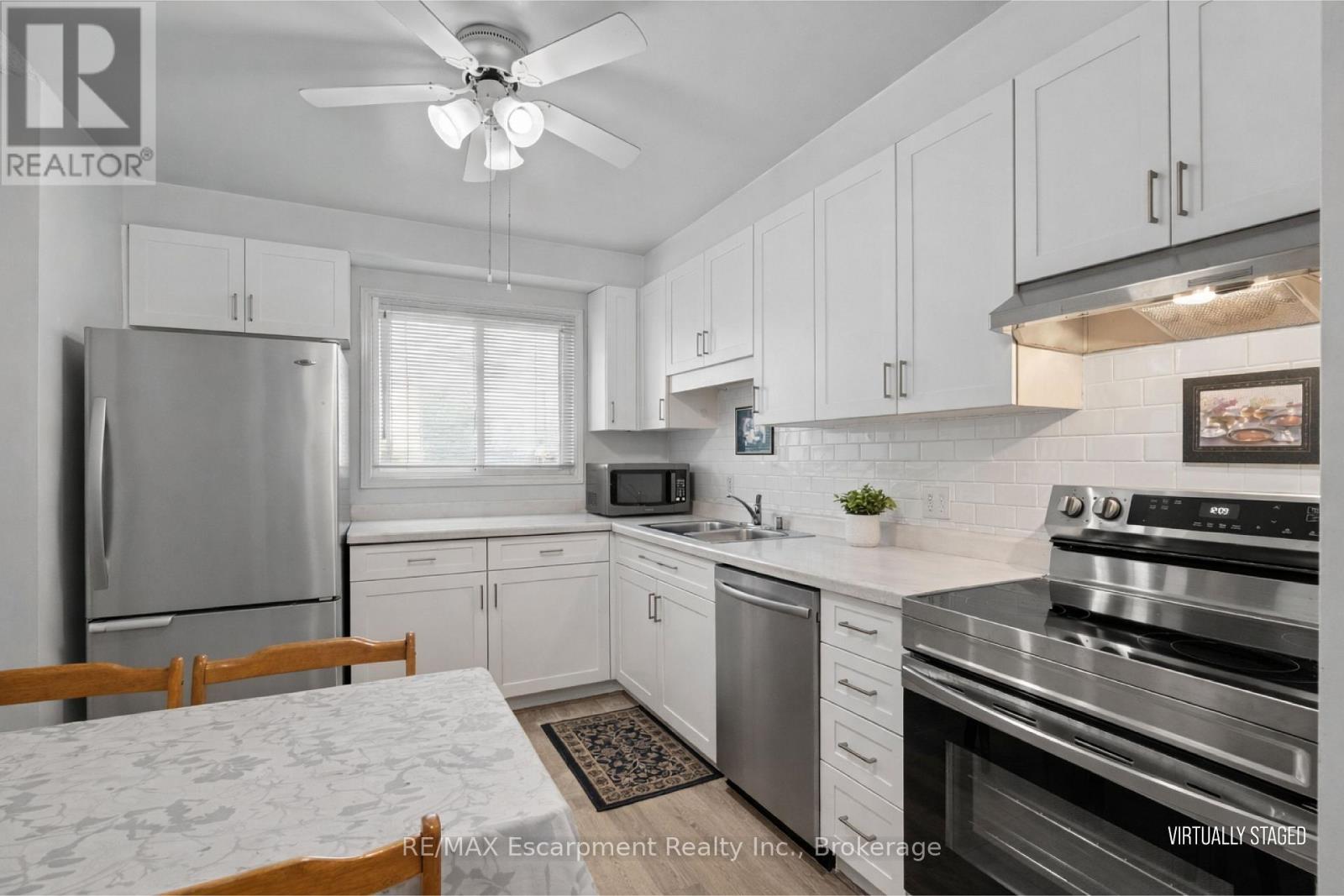 26 - 38 Elma Street, St. Catharines (Lakeport), Ontario  L2N 6Z3 - Photo 9 - X12877378