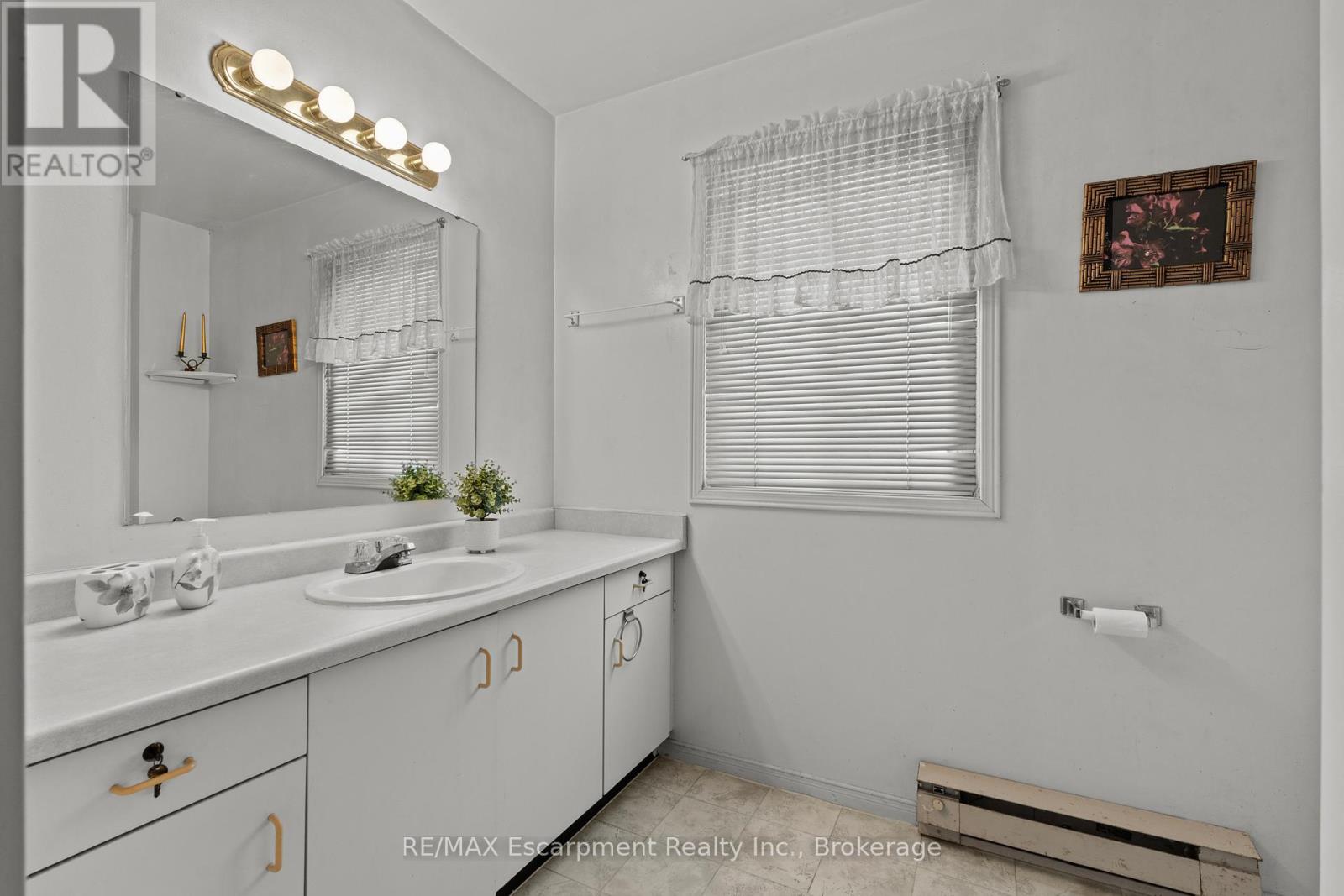 26 - 38 Elma Street, St. Catharines (Lakeport), Ontario  L2N 6Z3 - Photo 24 - X12877378