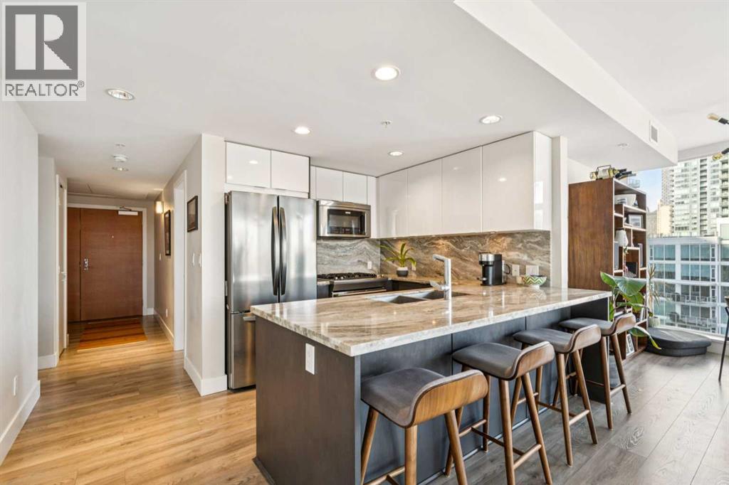 702, 519 Riverfront Avenue Se, Calgary, Alberta  T2G 1K6 - Photo 6 - A2291045