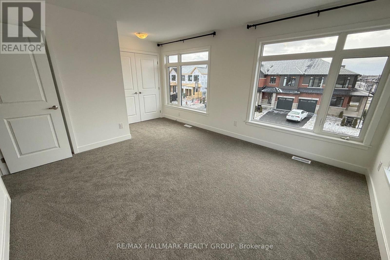 221 Gretsch Road, Ottawa, Ontario  K1T 0V6 - Photo 17 - X12877648