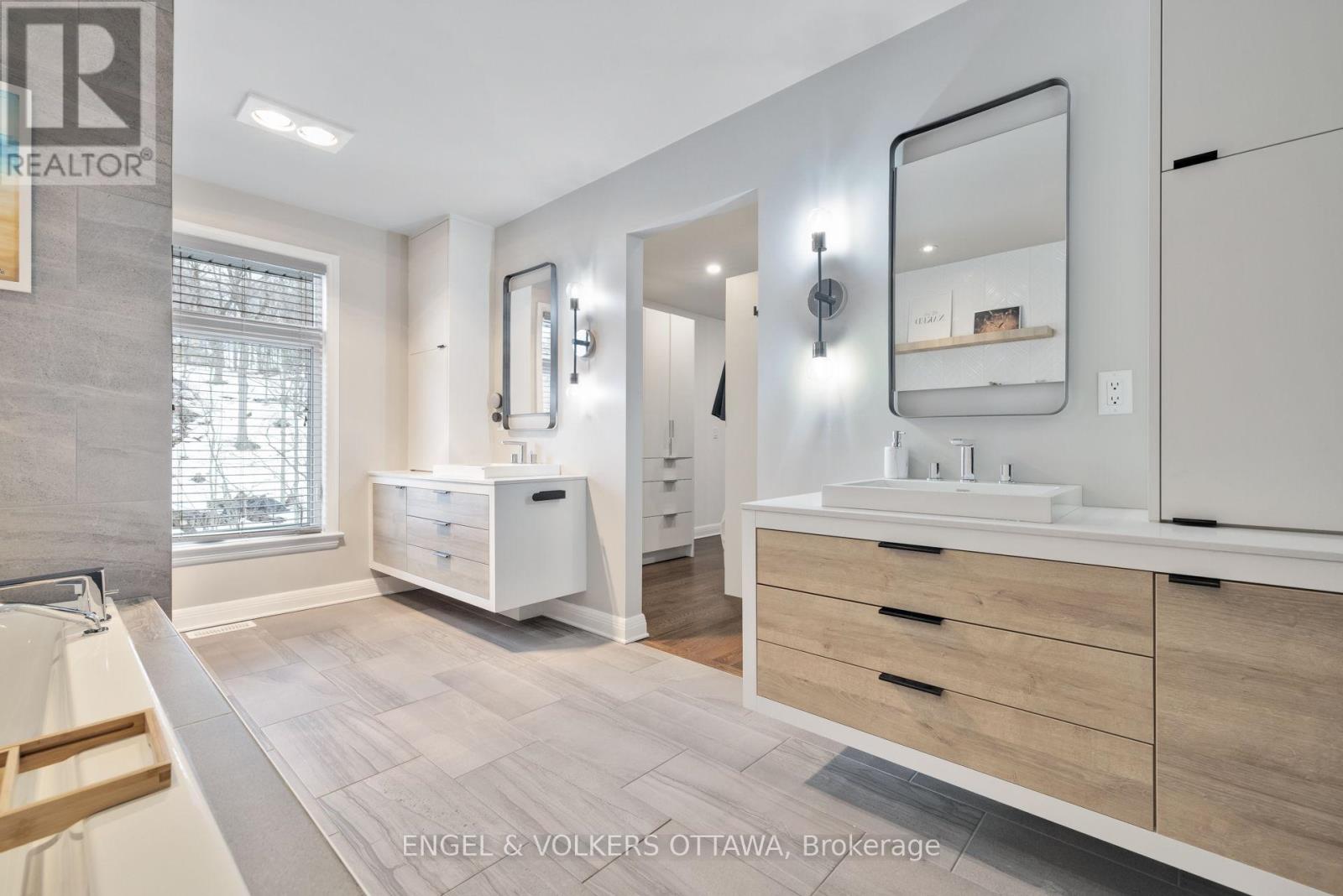 157 Avro Circle, Ottawa, Ontario  K1K 4K7 - Photo 26 - X12877856