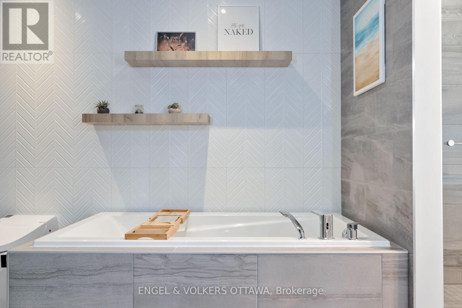 157 Avro Circle, Ottawa, Ontario  K1K 4K7 - Photo 28 - X12877856