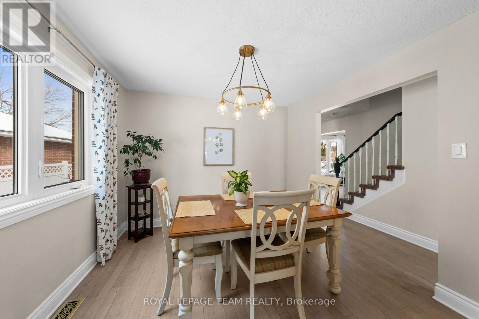 229 Walden Drive, Ottawa, Ontario  K2K 2M3 - Photo 16 - X12877870