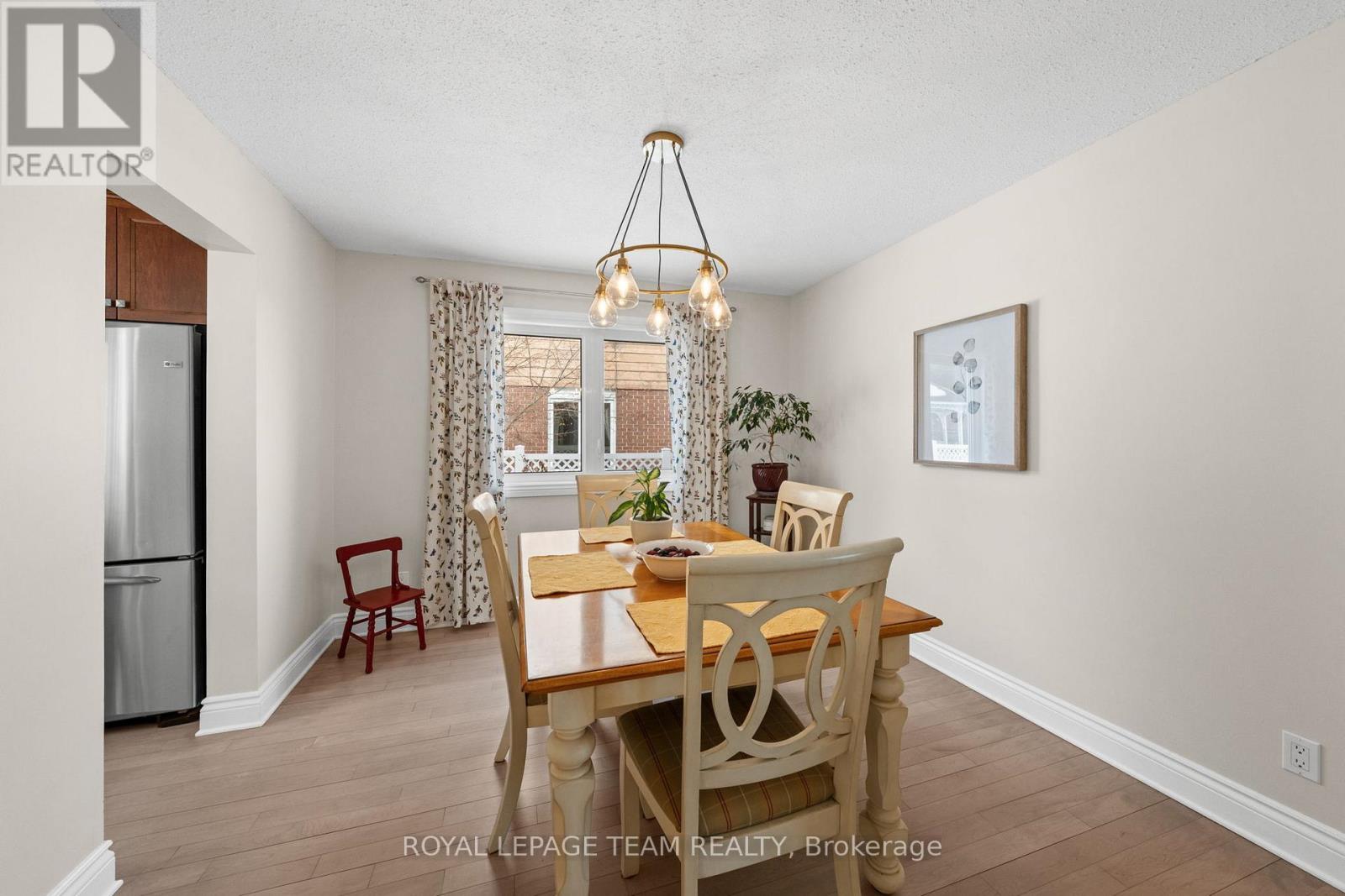 229 Walden Drive, Ottawa, Ontario  K2K 2M3 - Photo 17 - X12877870