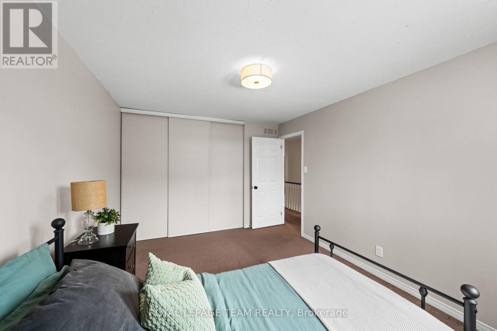 229 Walden Drive, Ottawa, Ontario  K2K 2M3 - Photo 28 - X12877870