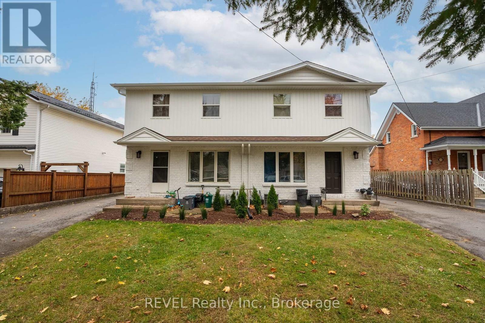 1 - 1372 Haist Street, Pelham (Fonthill), Ontario  L0S 1M0 - Photo 2 - X12877788