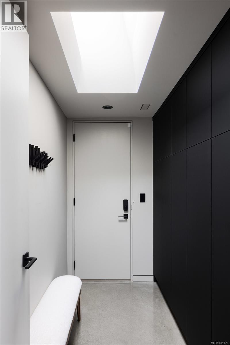 2701 Sea View Rd, Saanich, British Columbia  V8N 1K7 - Photo 34 - 1028678