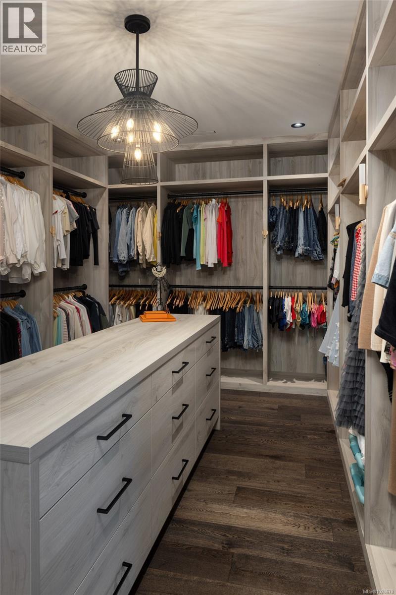 2701 Sea View Rd, Saanich, British Columbia  V8N 1K7 - Photo 46 - 1028678